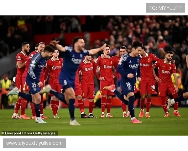 利物浦右路崩盘,紧急锁定巴萨铁卫孔德背后的真相与未来走势 利物浦右路崩盘,紧急锁定巴萨铁卫孔德背后的真相与未来走势